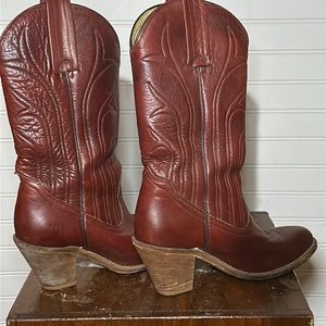 Vintage Frye Woman’s Cowboy Boots